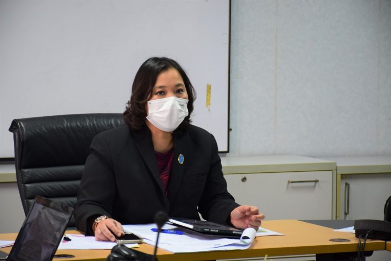 ผู้ช่วยศาสตราจารย์ ดร.วีณัฐ สกุลหอม คณบดีคณะครุศาสตร์ มหาวิทยาลัยสวนดุสิต เป็นประธานการประชุมคณะกรรมการบริหารและดำเนินงานคณะครุศาสตร์ ครั้งที่ 1(19)/2566