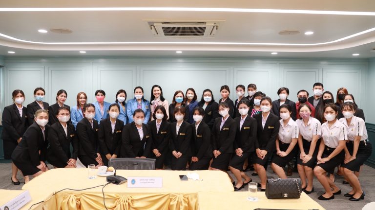 ศูนย์การศึกษาพิเศษ คณะครุศาสตร์ มหาวิทยาลัยสวนดุสิต ต้อนรับคณะศึกษาดูงานจากสาขาวิชาการศึกษาพิเศษ คณะครุศาสตร์ มหาวิทยาลัยราชภัฏอุดรธานี