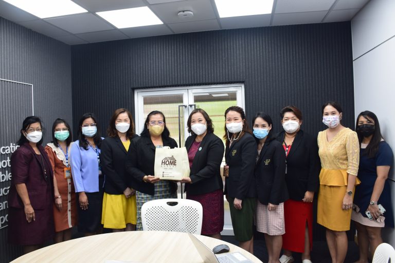 หลักสูตรศึกษาศาสตรบันฑิต สาขาวิชาการศึกษาปฐมวัย คณะครุศาสตร์ มหาวิทยาลัยสวนดุสิต รับการตรวจประกันคุณภาพภายใน ประจำปีการศึกษา 2565 ระดับหลักสูตร รอบ 12