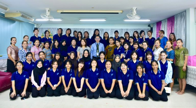 หลักสูตรศึกษาศาสตรบัณฑิต สาขาวิชาการศึกษาปฐมวัย จัดโครงการบูรณาการ “ร้องและเล่านิทานสำหรับเด็กปฐมวัย” จากการบูรณาการรายวิชานิทานและวรรณกรรมภาษาอังกฤษสำหรับเด็กปฐมวัย และรายวิชาดนตรีสำหรับครูปฐมวัย