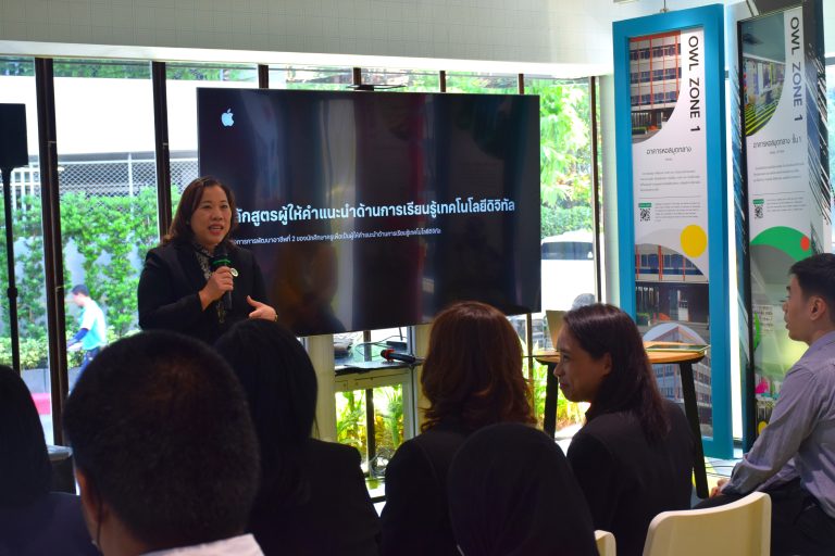 เมื่อวันที่ 24 – 25 พฤศจิกายน 2566 เวลา 08.30-16.00 น. คณะครุศาสตร์ ร่วมกับ สำนักวิทยบริการและเทคโนโลยีสารสนเทศ มหาวิทยาลัยสวนดุสิต  จัดกิจกรรมที่ 1 อบรมเชิงปฏิบัติการหลักสูตรระดับ 1 พื้นฐานและสร้างแรงบันดาลใจ IPAD FOUNDATION