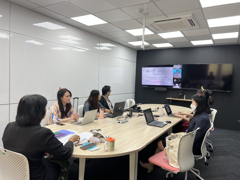 ผู้ช่วยศาสตราจารย์ ดร.กัลยา ชนะภัย ประธานหลักสูตรศึกษาศาสตรบัณฑิต สาขาวิชาการประถมศึกษา เป็นประธานการประชุม หลักสูตรฯ ประจำเดือนธันวาคม 2566 ครั้งที่ 12/2566