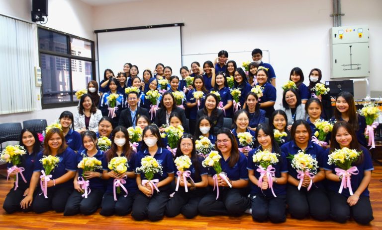 คณะครุศาสตร์ มหาวิทยาลัยสวนดุสิต จัดโครงการ Small but Smart “EDU” รอบรู้แบบพหุวิทยาการ ด้วยการนำนักศึกษาระดับชั้นปี 3 สาขาวิชาการศึกษาปฐมวัย ในมหาวิทยาลัย ศูนย์การศึกษา ลำปาง และสาขาวิชาการประถมศึกษา