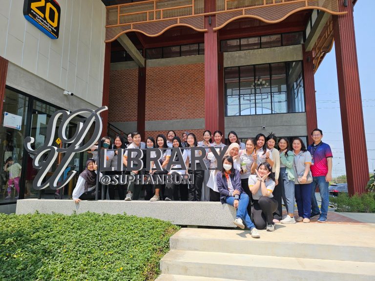 หลักสูตรประกาศนียบัตรบัณฑิตวิชาชีพครู (หลักสูตรใหม่ พ.ศ. 2565) รุ่น 1 คณะครุศาสตร์ มหาวิทยาลัยสวนดุสิต จัดกิจกรรมปัจฉิมนิเทศและสัมมนาเชิงปฏิบัติการ ปีการศึกษา 2566