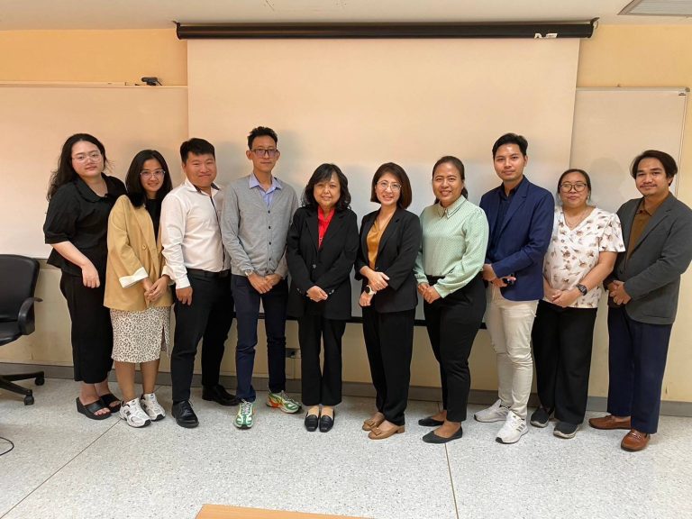 หลักสูตรศึกษาศาสตรมหาบัณฑิต สาขาวิชาการสอนภาษาอังกฤษระดับประถมศึกษา หลักสูตรใหม่ พ.ศ.2565 จัดโครงการ English Booster for Graduate Students