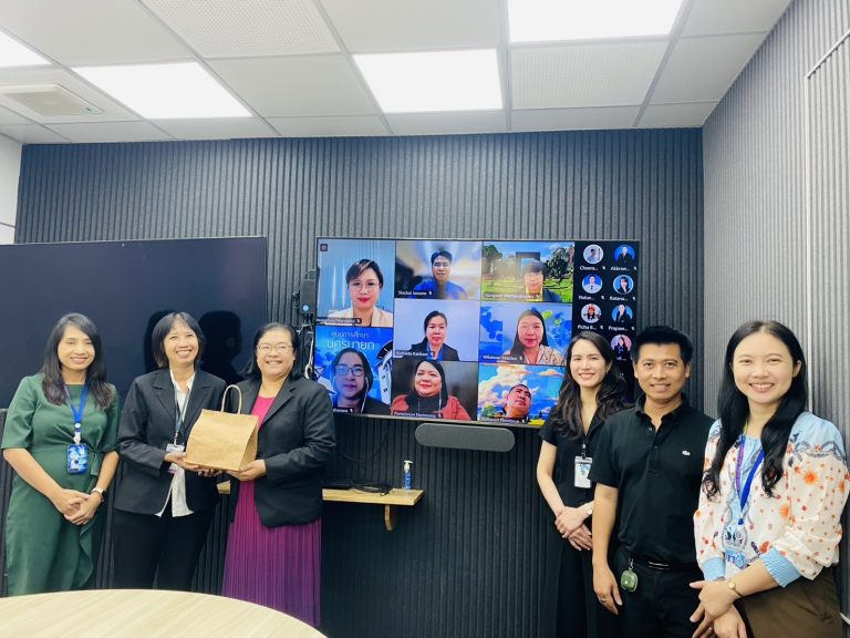 ผู้ช่วยศาสตราจารย์ ดร.กัลยา ชนะภัย ประธานคณะกรรมการบริหารหลักสูตรศึกษาศาสตรบัณฑิต สาขาวิชาการประถมศึกษา จัดการประชุมคณะกรรมการทวนสอบผลสัมฤทธิ์ทางการเรียนของนักศึกษา  ตามกรอบมาตรฐานคุณวุฒิแห่งชาติ ภาคการศึกษาที่ 2 ปีการศึกษา 2567 ระดับหลักสูตร