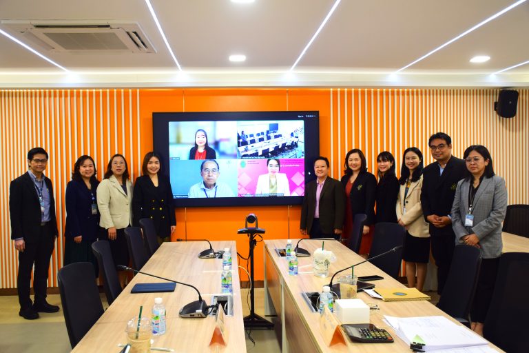 คณะครุศาสตร์ มหาวิทยาลัยสวนดุสิต รับการตรวจประกันคุณภาพการศึกษาภายใน ประจำปีการศึกษา 2567 ระดับคณะ