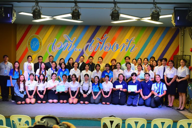 คณะครุศาสตร์ ร่วมกับ กองพัฒนานักศึกษา จัดกิจกรรมเวทีเฟื่องฟ้า “ร้อง เต้น เล่น เรียนรู้” ในโครงการ SDGs ครูสร้างสื่อดิจิทัล: นวัตกรรมการเรียนรู้เพื่อโลกที่ยั่งยืน